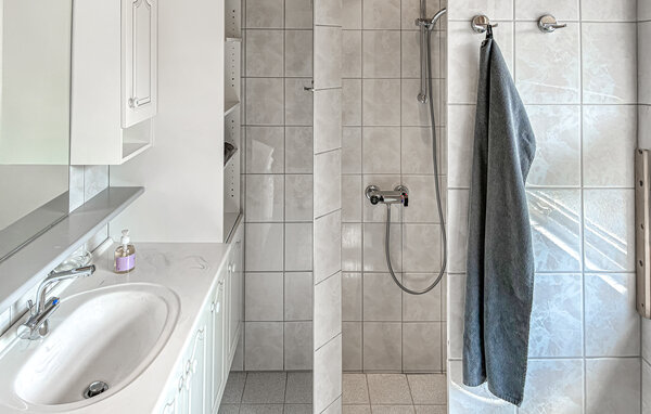 Semesterhus - Marielyst , Danmark - K14204 702