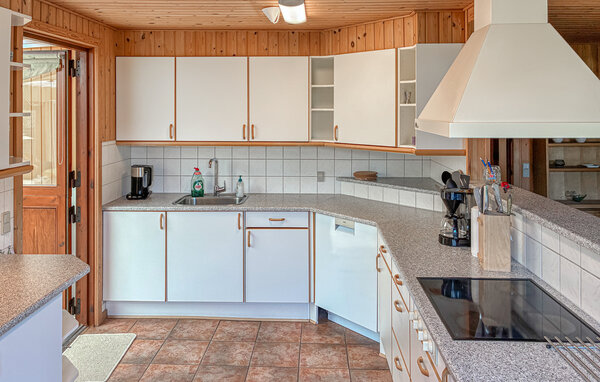 Semesterhus - Marielyst , Danmark - K14204 6