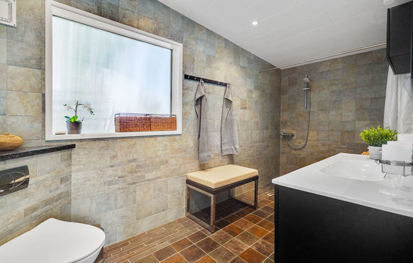 Semesterhus - Marielyst , Danmark - K14406 702