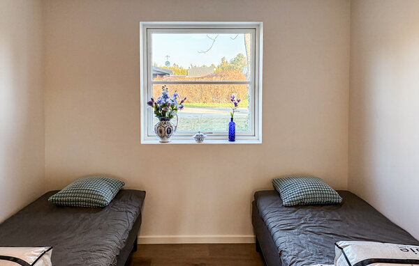 Semesterhus - Marielyst , Danmark - K15041 604