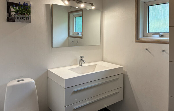 Semesterhus - Marielyst , Danmark - K15102 701