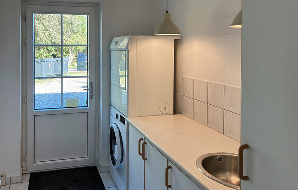 Semesterhus - Marielyst , Danmark - K15149 501