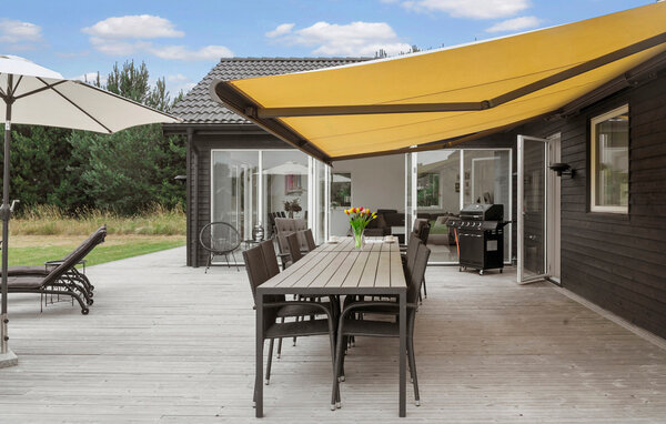 Semesterhus - Marielyst , Danmark - K16075 101