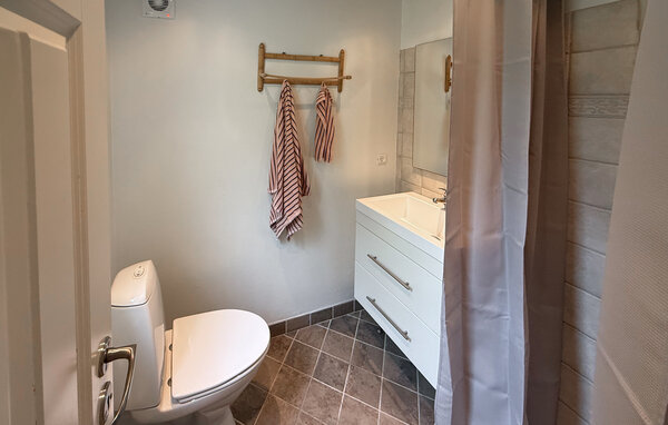 Semesterhus - Marielyst , Danmark - K16085 702