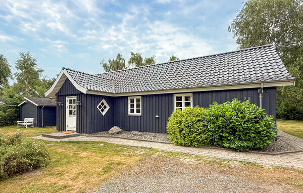 Semesterhus - Marielyst , Danmark - K16085 81