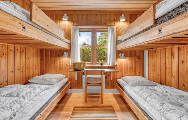 Semesterhus - Marielyst , Danmark - K16131 602