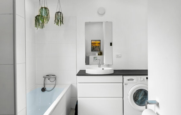 Semesterhus - Marielyst , Danmark - K16435 703