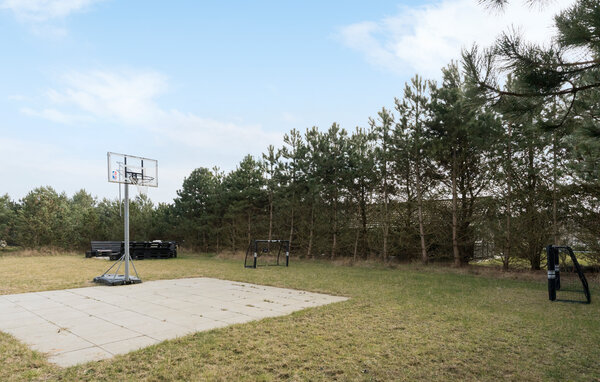Semesterhus - Marielyst , Danmark - K16435 104