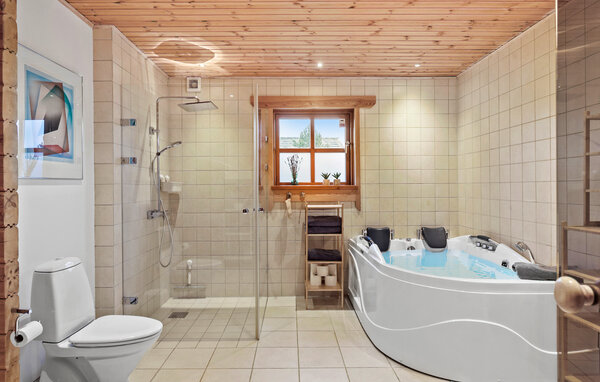 Semesterhus - Marielyst , Danmark - K16607 702
