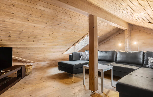 Semesterhus - Marielyst , Danmark - K16607 501