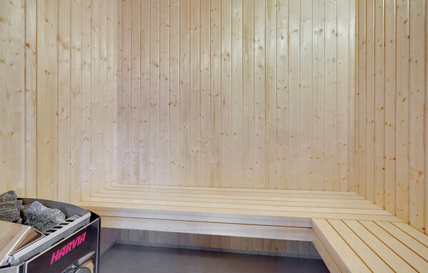 Semesterhus - Marielyst Strand , Danmark - K16612 805