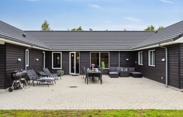 Semesterhus - Marielyst Strand , Danmark - K16612 82