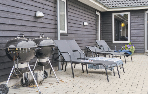 Semesterhus - Marielyst Strand , Danmark - K16612 101