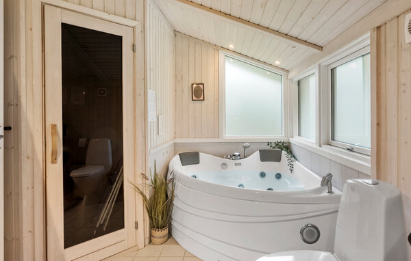 Semesterhus - Marielyst , Danmark - K16710 9
