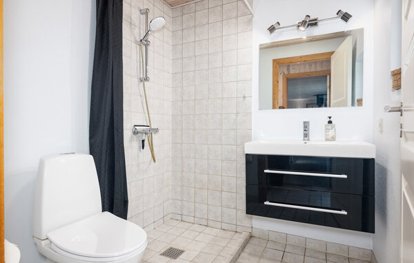 Semesterhus - Marielyst , Danmark - K18012 701
