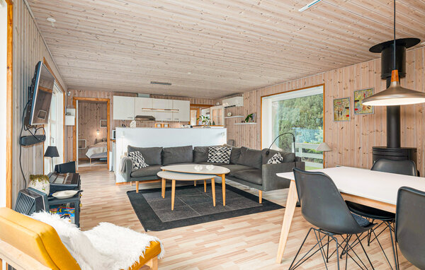 Semesterhus - Marielyst , Danmark - K18012 4