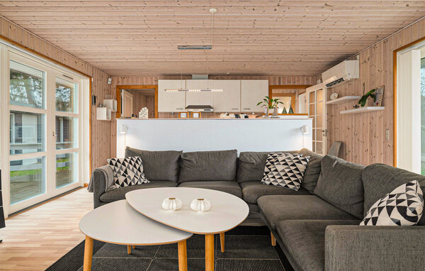 Semesterhus - Marielyst , Danmark - K18012 301