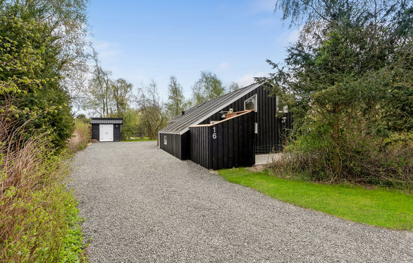 Semesterhus - Marielyst , Danmark - K18016 103
