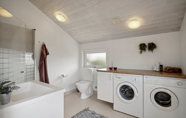 Semesterhus - Hvalpsund , Danmark - L50030 701