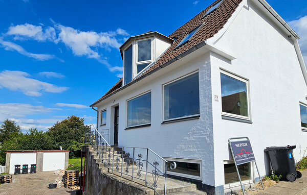 Feriehuse - Hvalpsund strand , Danmark - L50051 1