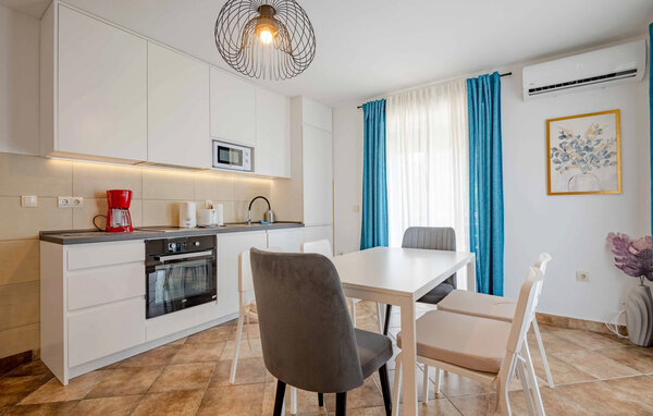 Apartament - Budva - Krimovice , Czarnogóra - MNB025 3