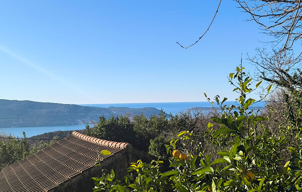 Holiday Home - Herceg Novi- Sasovici , Montenegro - MNH154 201