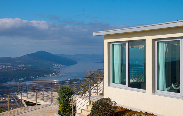 Kuća-za-odmor - Kotor , Crna Gora - MNK214 201