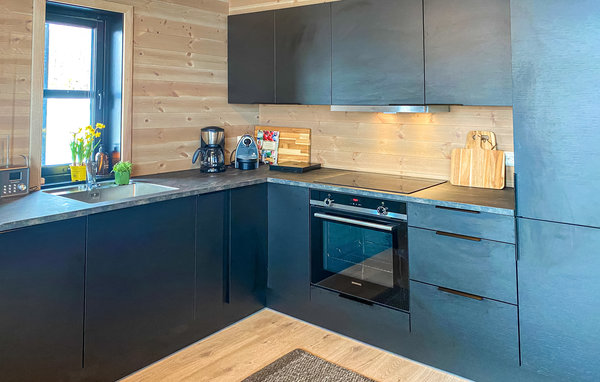 Semesterhus - Stavtjørn , Norge - N15323 401