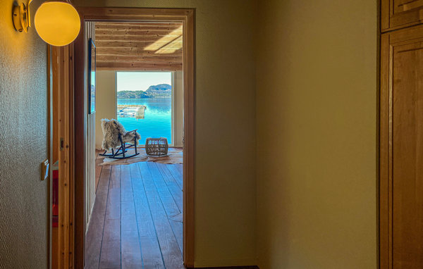 Semesterhus - Hjelmeland , Norge - N16383 501