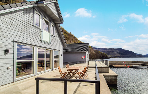 Semesterhus - Sandeid , Norge - N17452 81