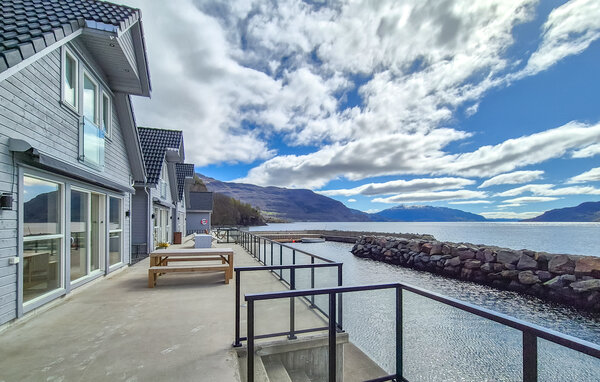Semesterhus - Sandeid , Norge - N17453 82