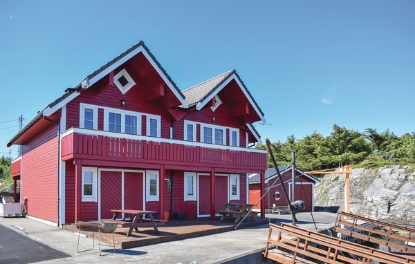 Holiday Home - Bakkasund Austevoll , Norway - N18 