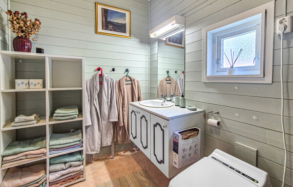 Holiday Home - Utåker/Kvinnherad , Norway - N18469 702