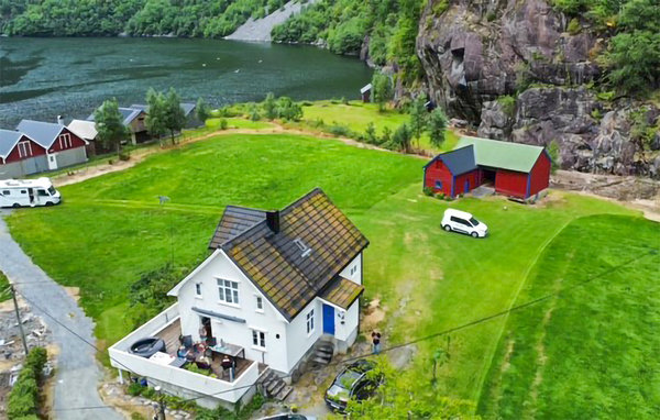 Semesterhus - Fjæra/Åkrafjorden , Norge - N18589 81