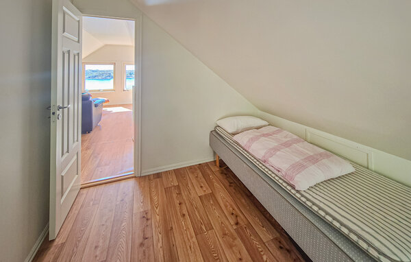 Holiday Home - Sveio/Vestland , Norway - N18614 603