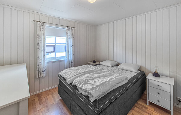 Holiday Home - Kråko/Fitjar , Norway - N18657 602