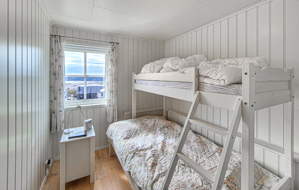 Holiday Home - Kråko/Fitjar , Norway - N18657 604