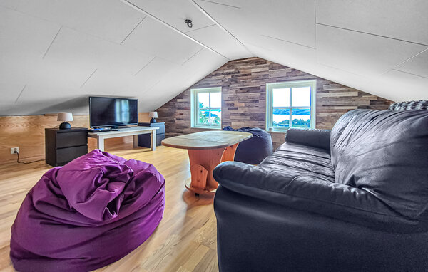 Holiday Home - Kråko/Fitjar , Norway - N18657 9