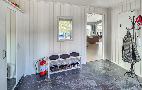 Holiday Home - Kråko/Fitjar , Norway - N18657 501