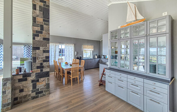 Holiday Home - Kråko/Fitjar , Norway - N18657 301