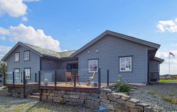 Holiday Home - Kråko/Fitjar , Norway - N18657 82