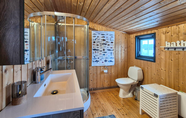 Semesterhus - Borgundøy , Norge - N18737 701