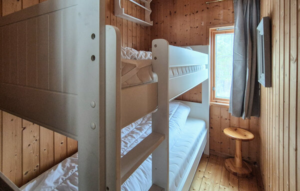 Semesterhus - Borgundøy , Norge - N18737 602