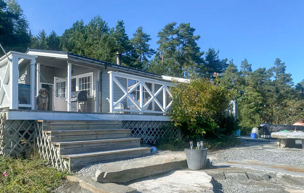 Semesterhus - Borgundøy , Norge - N18737 101