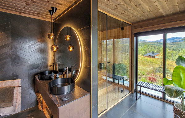Semesterhus - Kvamskogen/Norheimsund , Norge - N19467 7
