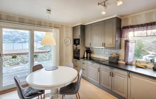 Semesterhus - Tørvikbygd, Hardanger , Norge - N19487 6