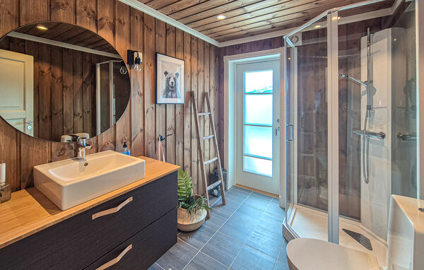Semesterhus - Kvamskogen, Hardanger , Norge - N19569 701
