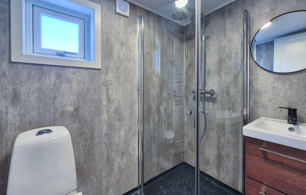 Holiday Home - Alver , Norway - N20476 701