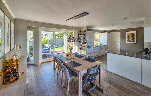 Semesterhus - Tyssøyna , Norge - N20528 303