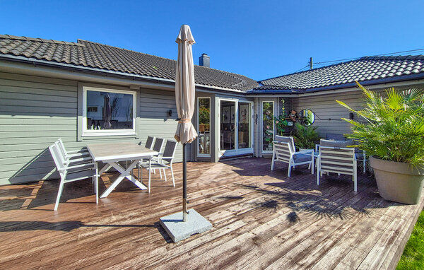 Semesterhus - Tyssøyna , Norge - N20528 81